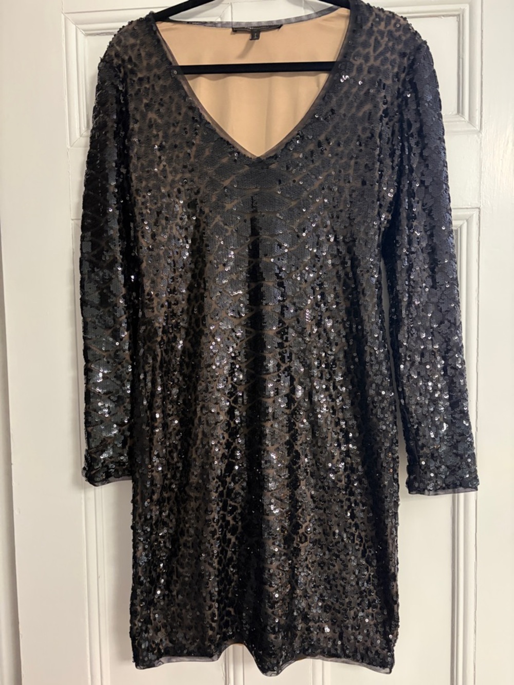 BCBGMaxAzria Black Sequin V-Neck Long Sleeve Dress